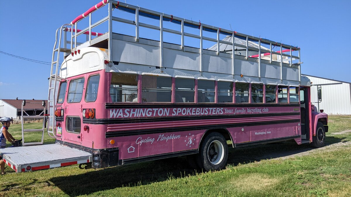 RAGBRAI bus from Washington, IA