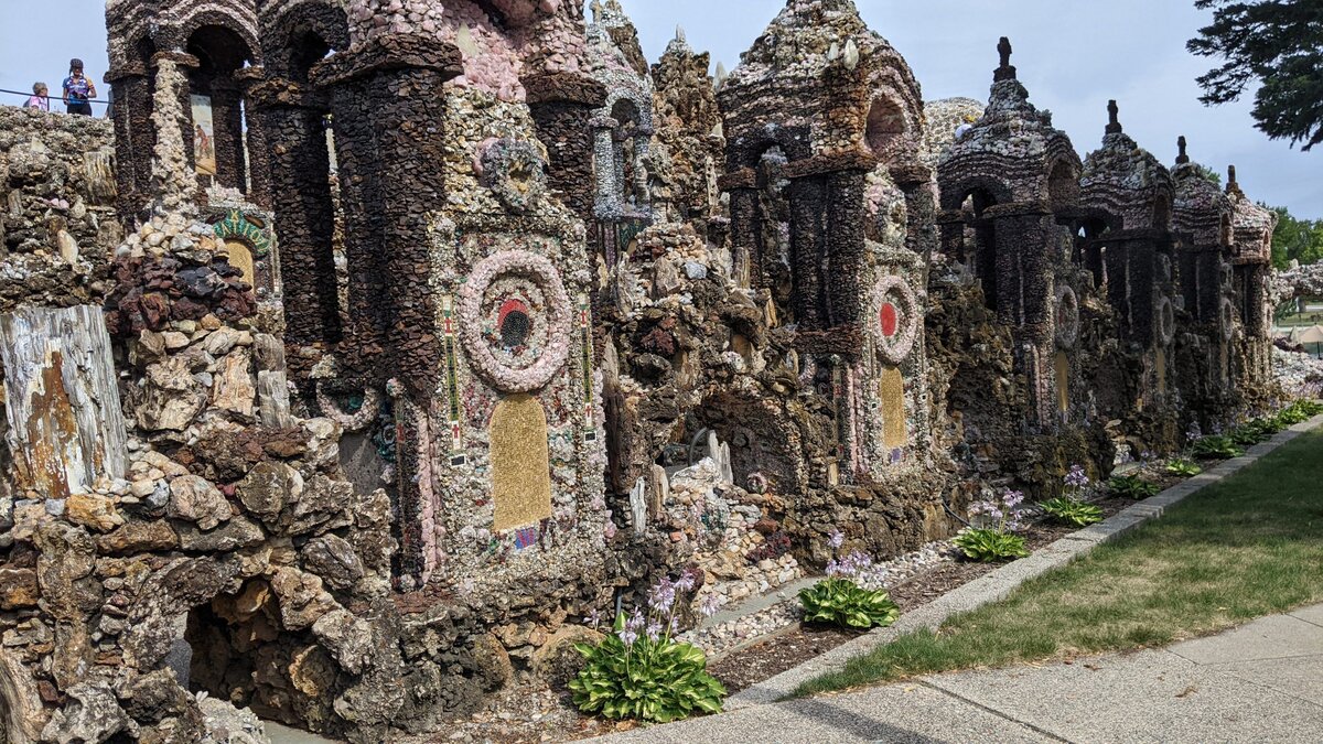 RABRAI's Most Amazing Stop: Largest Man-made Grotto in West Bend
